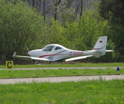 SmallAircraft-D-EXSR-06