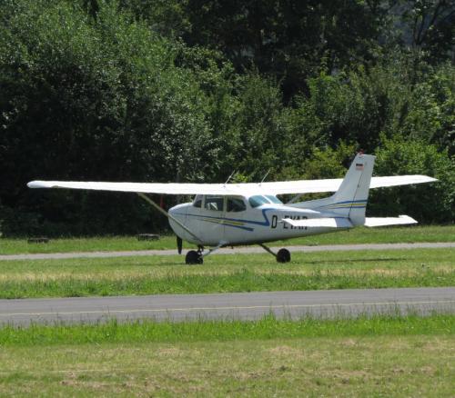 SmallAircraft-D-EYAR-05