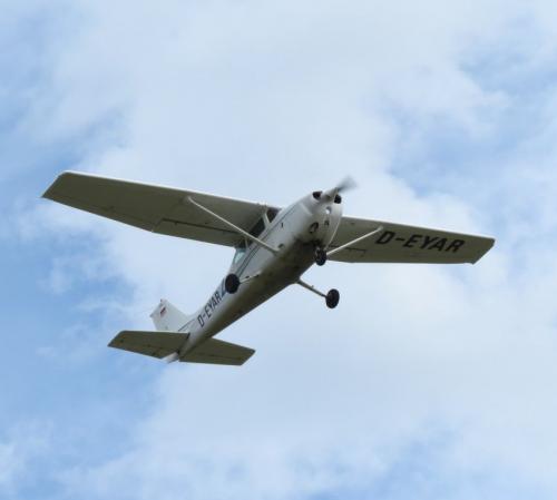 SmallAircraft-D-EYAR-06