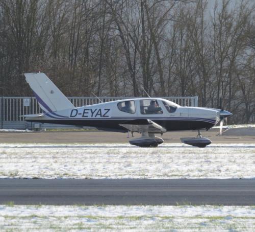 SmallAircraft-D-EYAZ-03