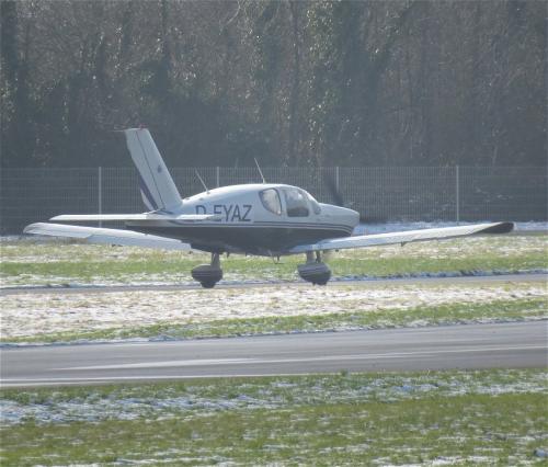 SmallAircraft-D-EYAZ-04