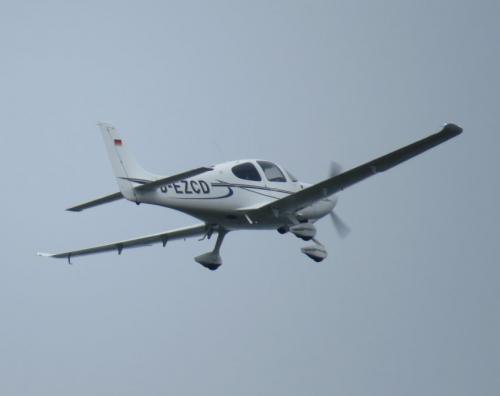 SmallAircraft-D-EZCD-03