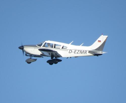 SmallAircraft-D-EZMR-10