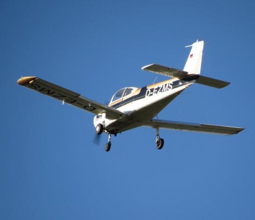SmallAircraft-D-EZMS-07