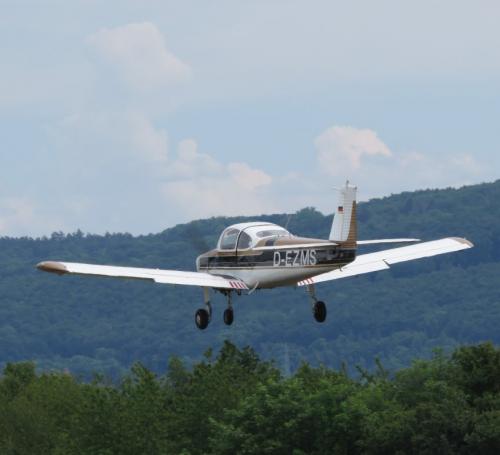 SmallAircraft-D-EZMS-08