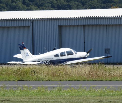 SmallAircraft-D-EZOF-02