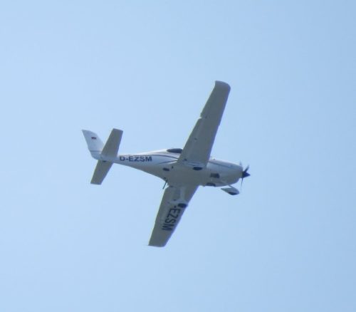 SmallAircraft-D-EZSM-03