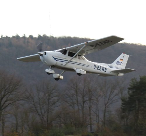 SmallAircraft-D-EZWB-04