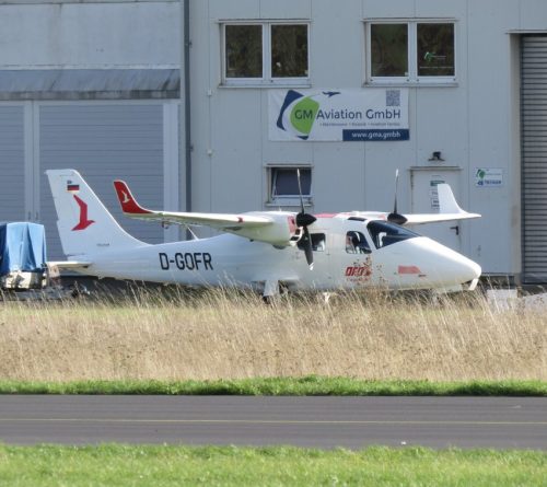 SmallAircraft-D-GOFR-02