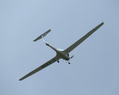 SmallAircraft-D-KAXB-02
