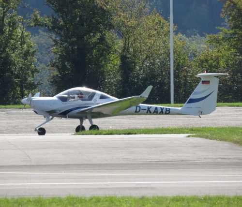 SmallAircraft-D-KAXB-03