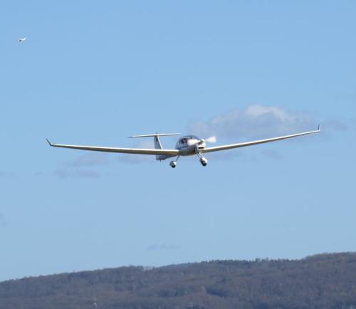 SmallAircraft-D-KBON-06