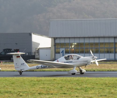 SmallAircraft-D-KBPK-03