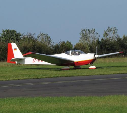 SmallAircraft-D-KBUI-03