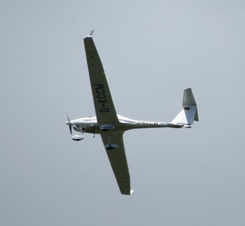 SmallAircraft-D-KCCW-01