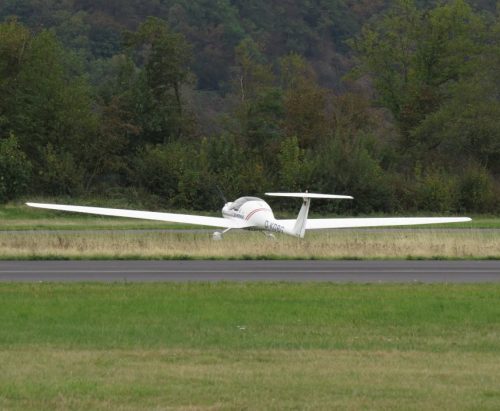 SmallAircraft-D-KDBG-02