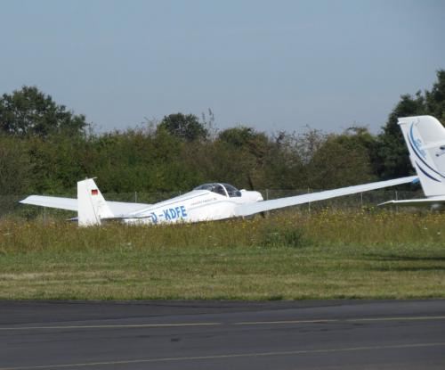 SmallAircraft-D-KDFE-01