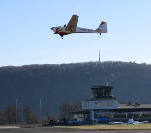 SmallAircraft-D-KDFT-07