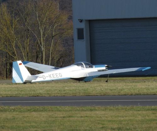 SmallAircraft-D-KEEG-11