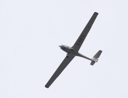 SmallAircraft-D-KGFU-01