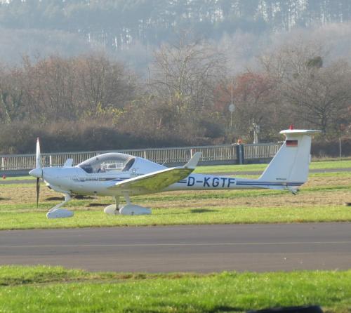 SmallAircraft-D-KGTF-05