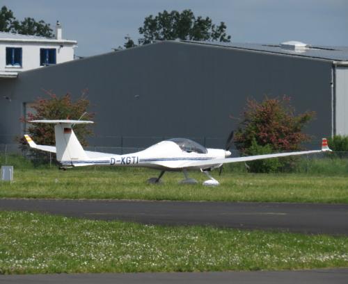 SmallAircraft-D-KGTI-05