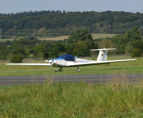 SmallAircraft-D-KHCO-01