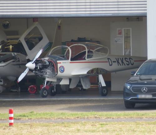 SmallAircraft-D-KKSC-01