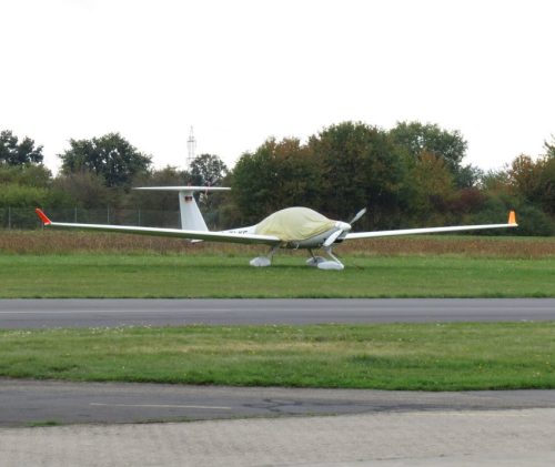 SmallAircraft-D-KLKE-01