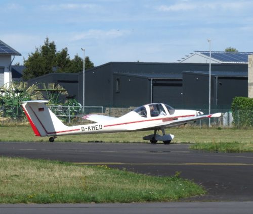 SmallAircraft-D-KMED-01