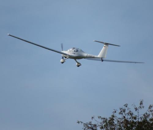 SmallAircraft-D-KMGA-01