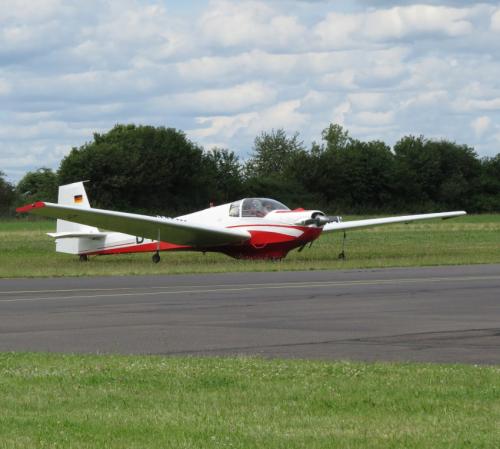 SmallAircraft-D-KMPE-03