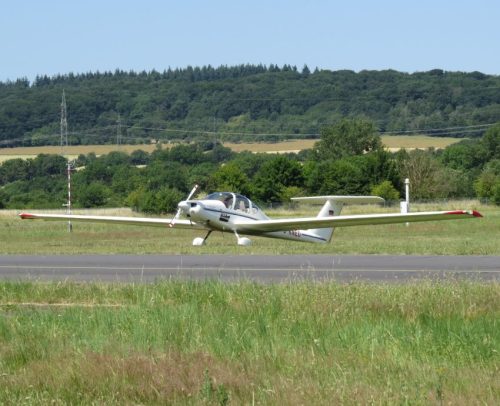 SmallAircraft-D-KNED-02