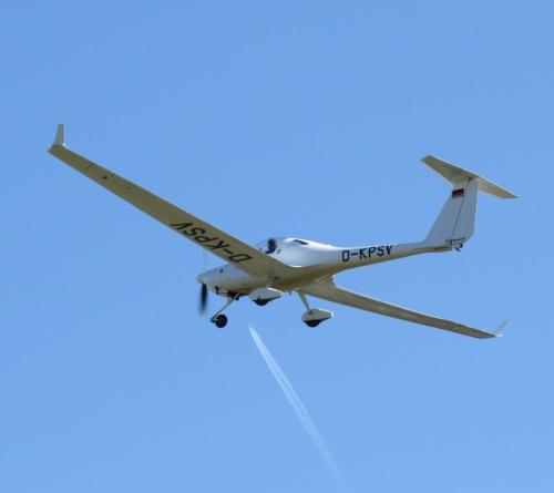 SmallAircraft-D-KPSV-04