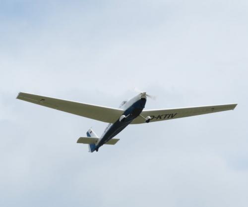SmallAircraft-D-KTIV-02