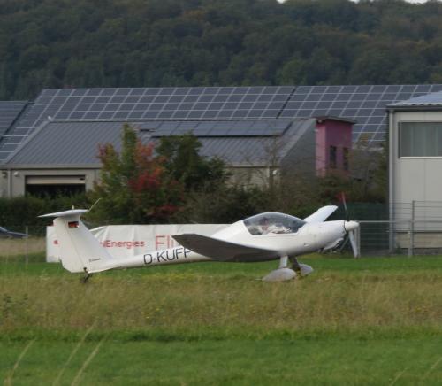 SmallAircraft-D-KUFP-04