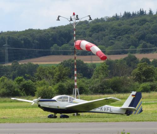 SmallAircraft-D-KVFL-02