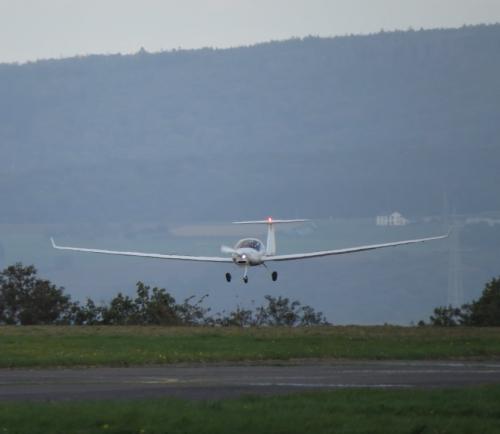 SmallAircraft-D-KWER-02