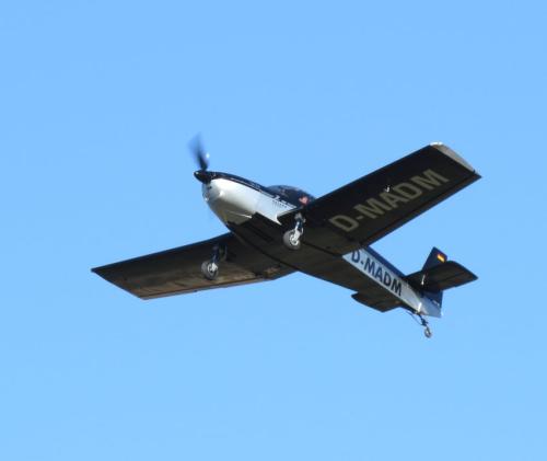 SmallAircraft-D-MADM-08