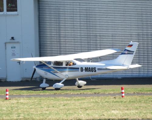 SmallAircraft-D-MAUS-02