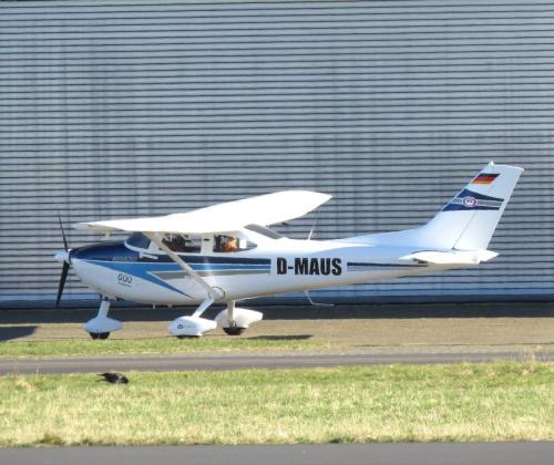 SmallAircraft-D-MAUS-04