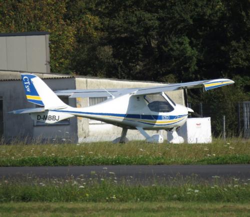 SmallAircraft-D-MBBJ-01