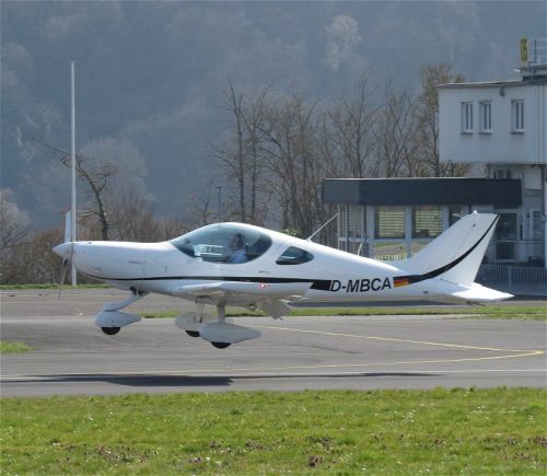SmallAircraft-D-MBCA-02