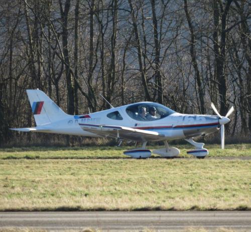 SmallAircraft-D-MBMW-04