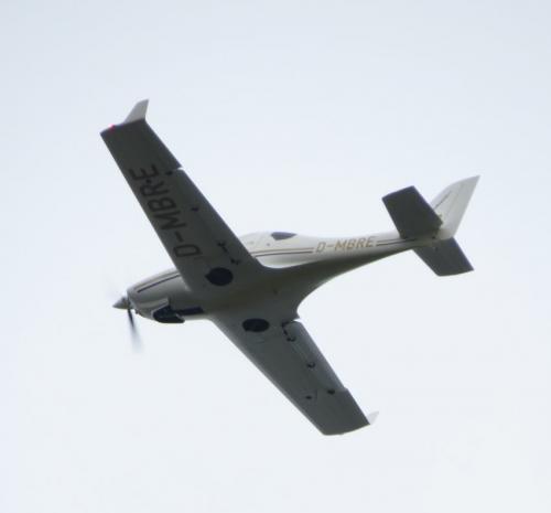 SmallAircraft-D-MBRE-04