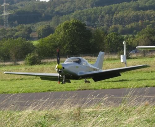 SmallAircraft-D-MCHM-02