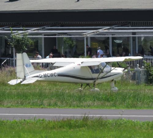 SmallAircraft-D-MCWC-02