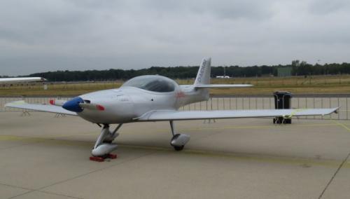 SmallAircraft-D-MDMM-01