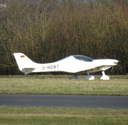 SmallAircraft-D-MDWT-07