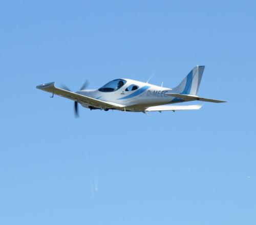 SmallAircraft-D-MEEC-05